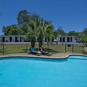 https://buderim-fiesta-motel.hotelssunshinecoast.net